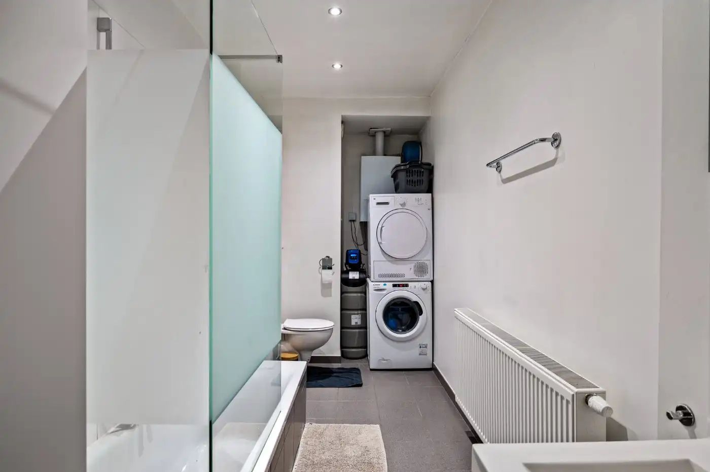 Ruime, instapklare woning met 3 slpk. - momenteel ingericht als 2 aparte woonunits foto 11