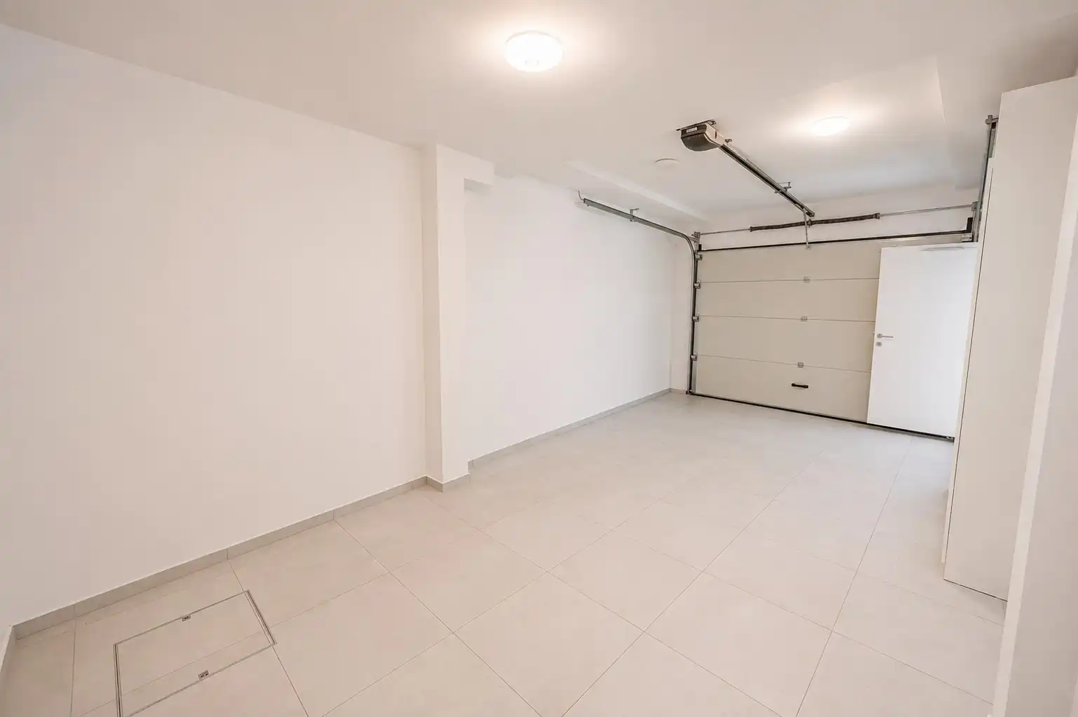 EXCLUSIEF GERENOVEERDE WONING NABIJ SPUIKOM foto 14