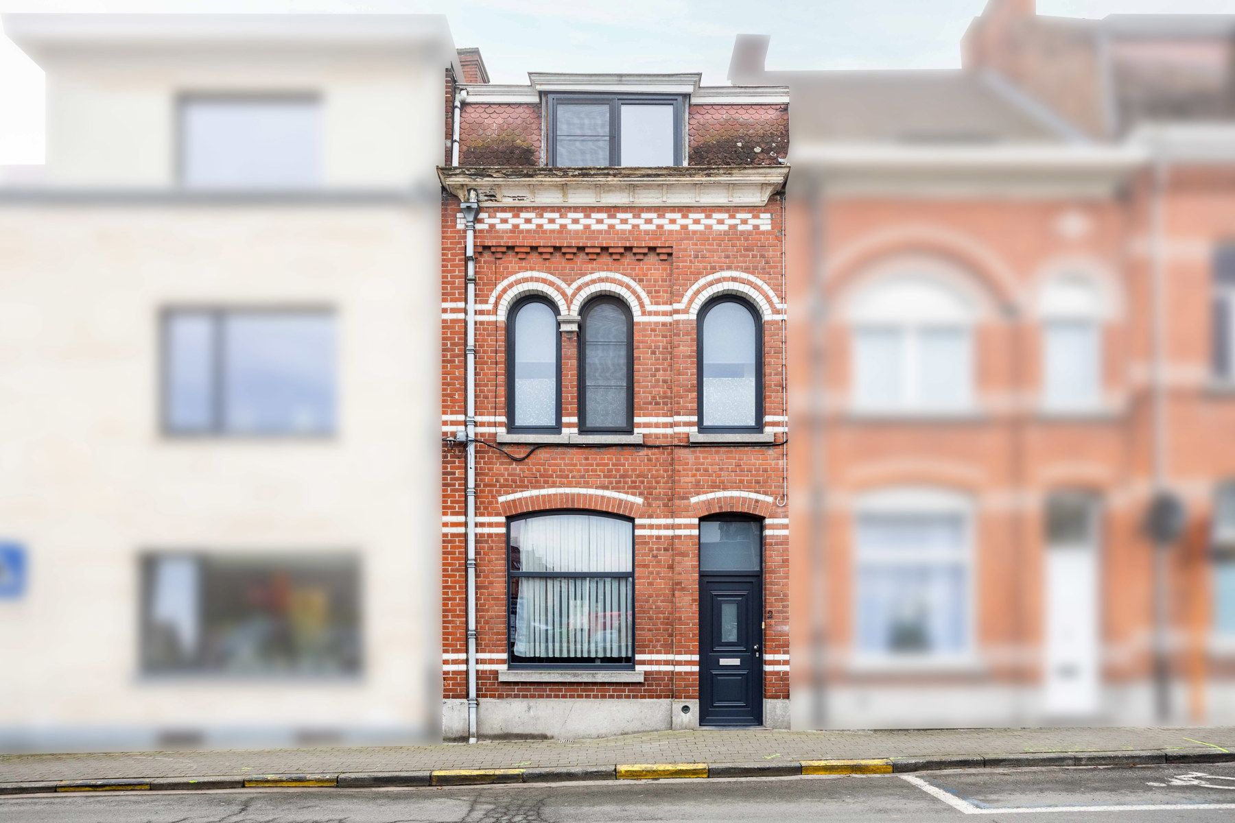Starterswoning met 3 slaapkamers + binnenplaats  foto 22