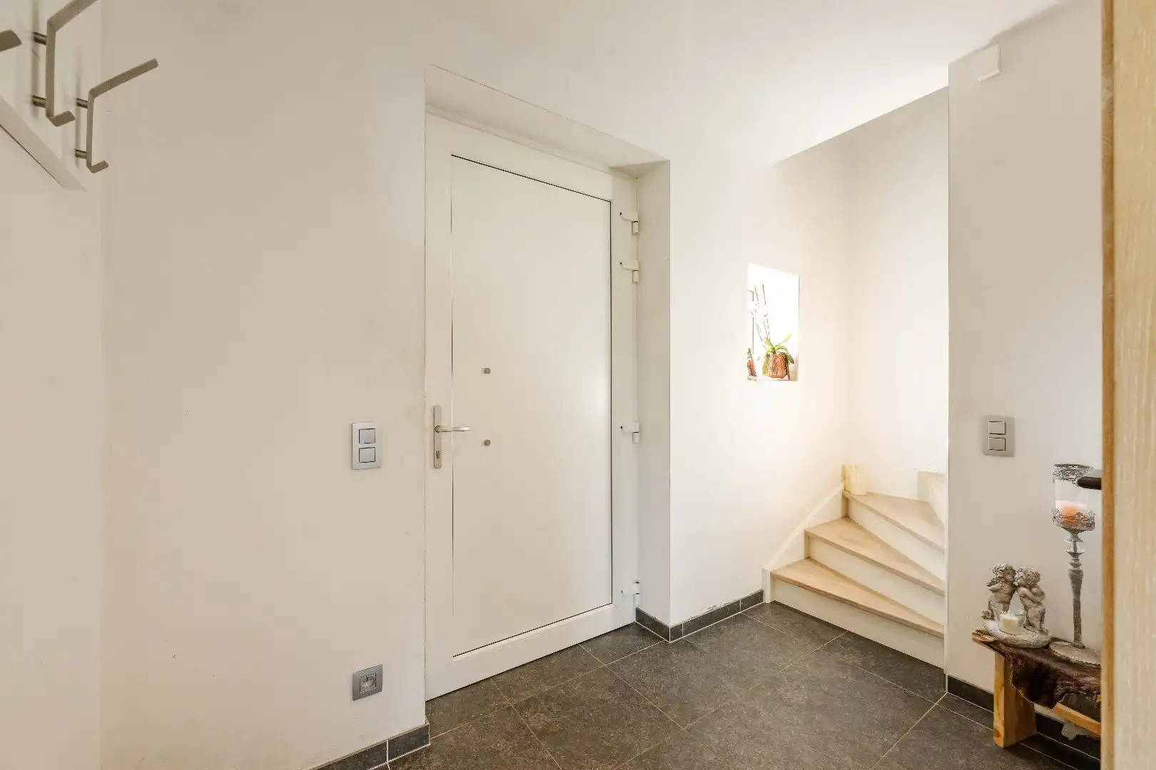 RECENTE HALF OPEN BEBOUWING MET TUIN | GARAGE | 3 SLPKS foto 9