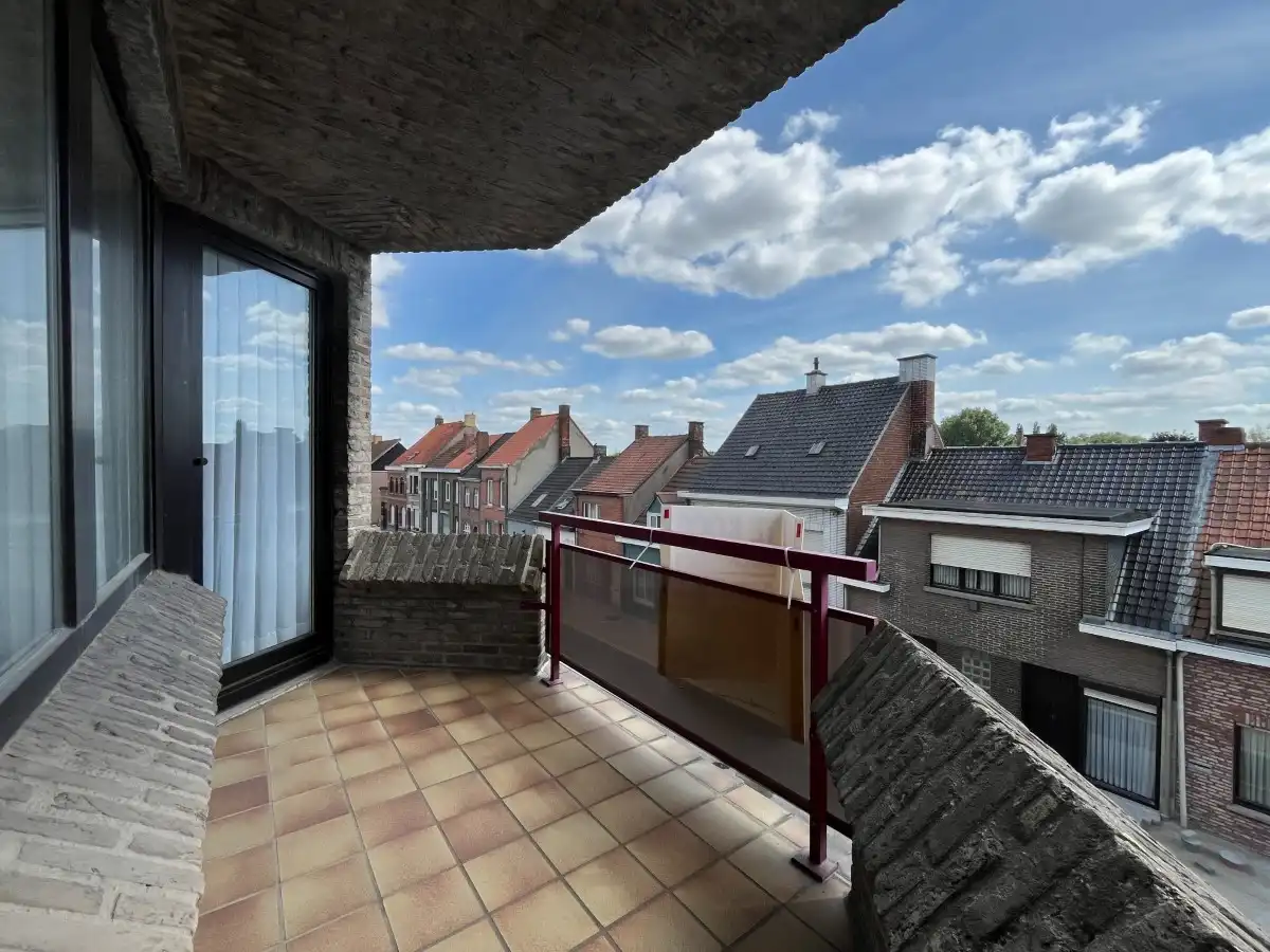 Roeselare - Zeer lichtrijk appartement met 2 slaapkamers, 2 terrassen en dubbele garage foto 12