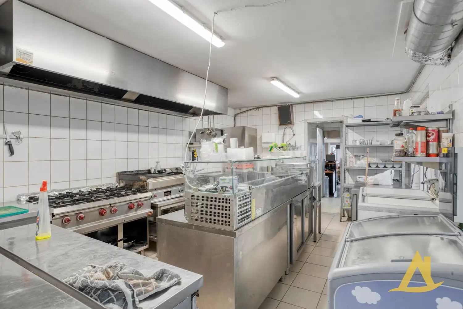 HANDELSPAND MET STUDIO TE DIEST - INSTAPKLAAR RESTAURANT! foto 15