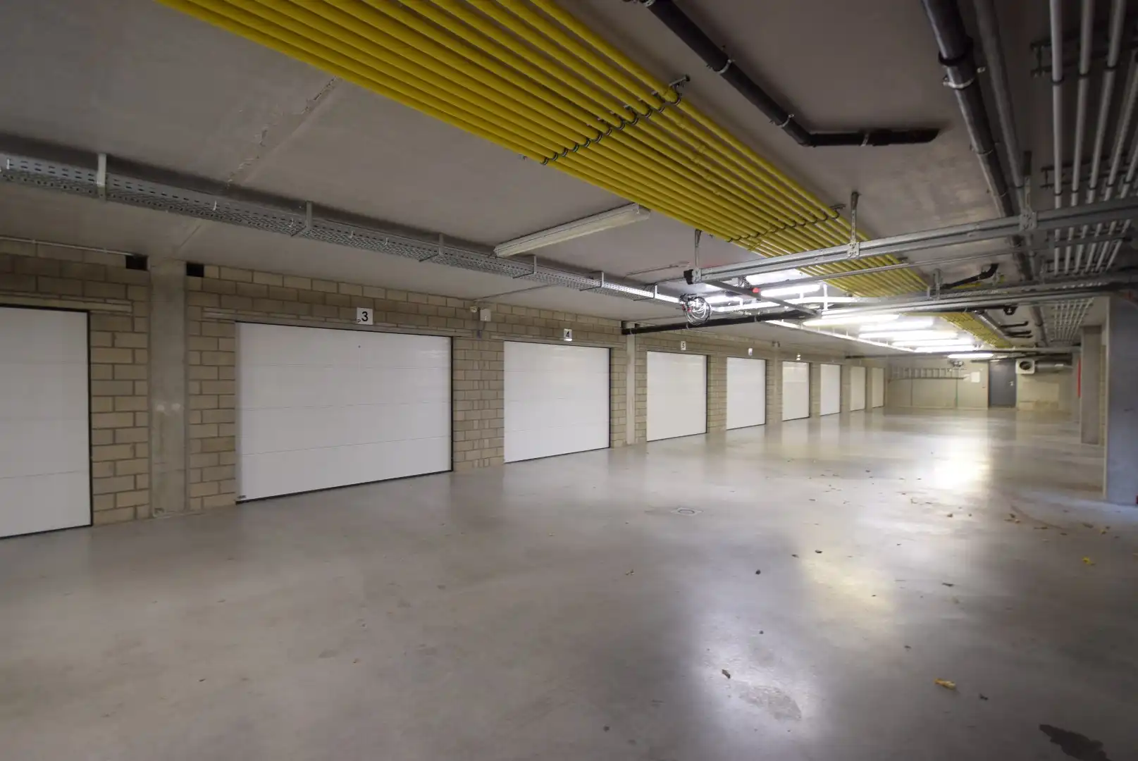 MOOIE BELEGGINGSEIGENDOM - SERVICEFLAT foto 9