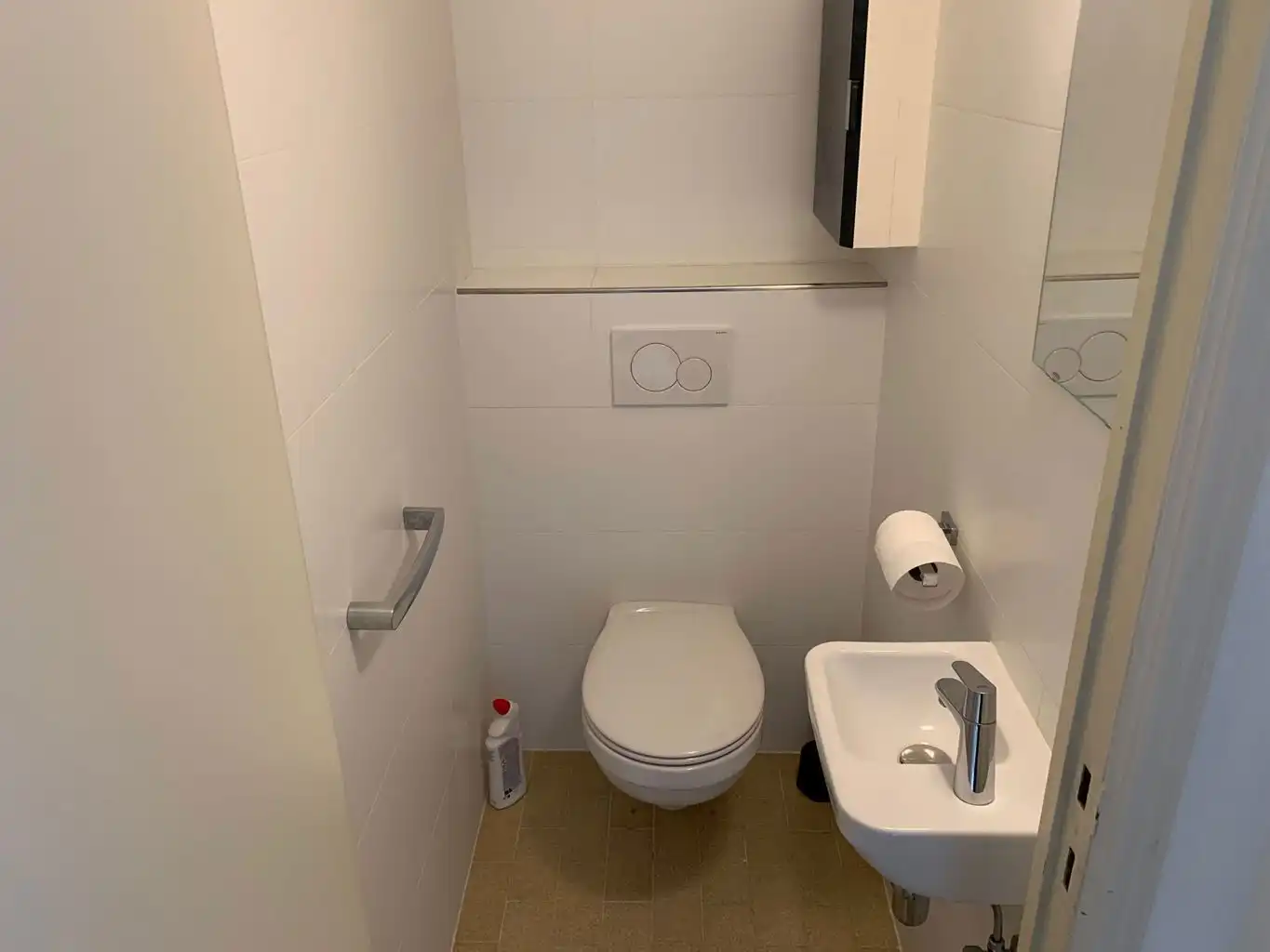 Instapklaar 2-slaapkamer appartement met 2 terrassen foto 10