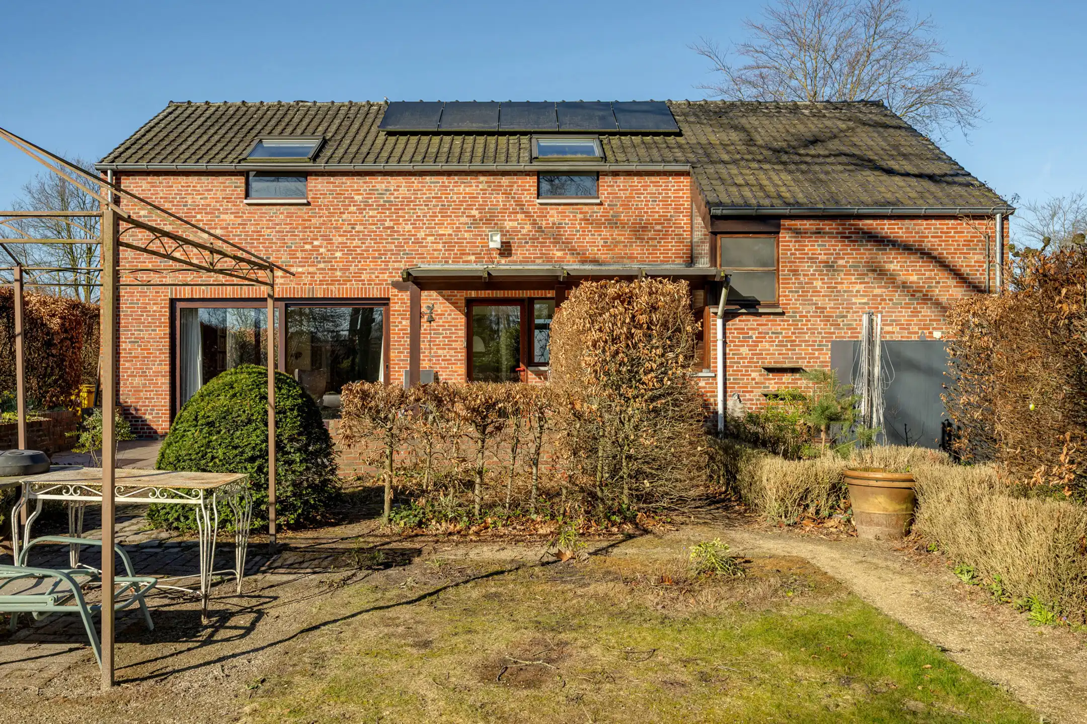 Verrassend ruime woning met 4 slpk's op 2.321m² perceel! foto 23