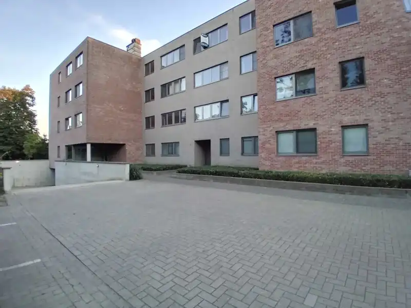 Comfortabel wonen vlakbij het centrum met eigen parking foto 10