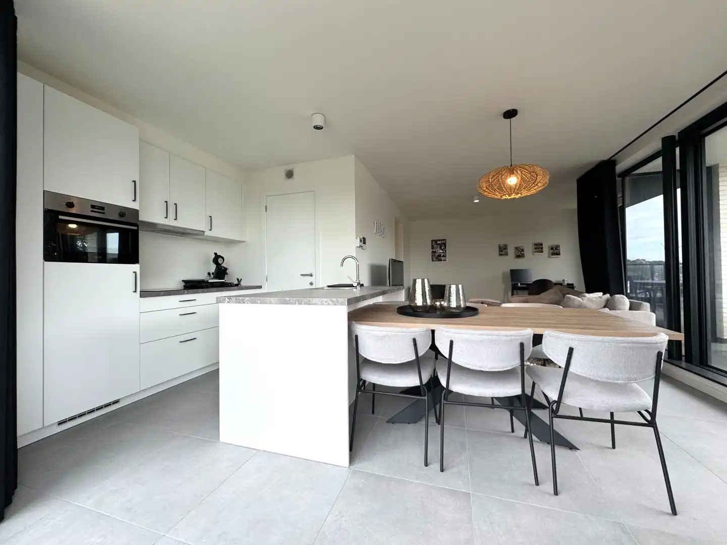 Prachtig bemeubeld appartement met 2 slaapkamers te huur nabij Genk centrum foto 6