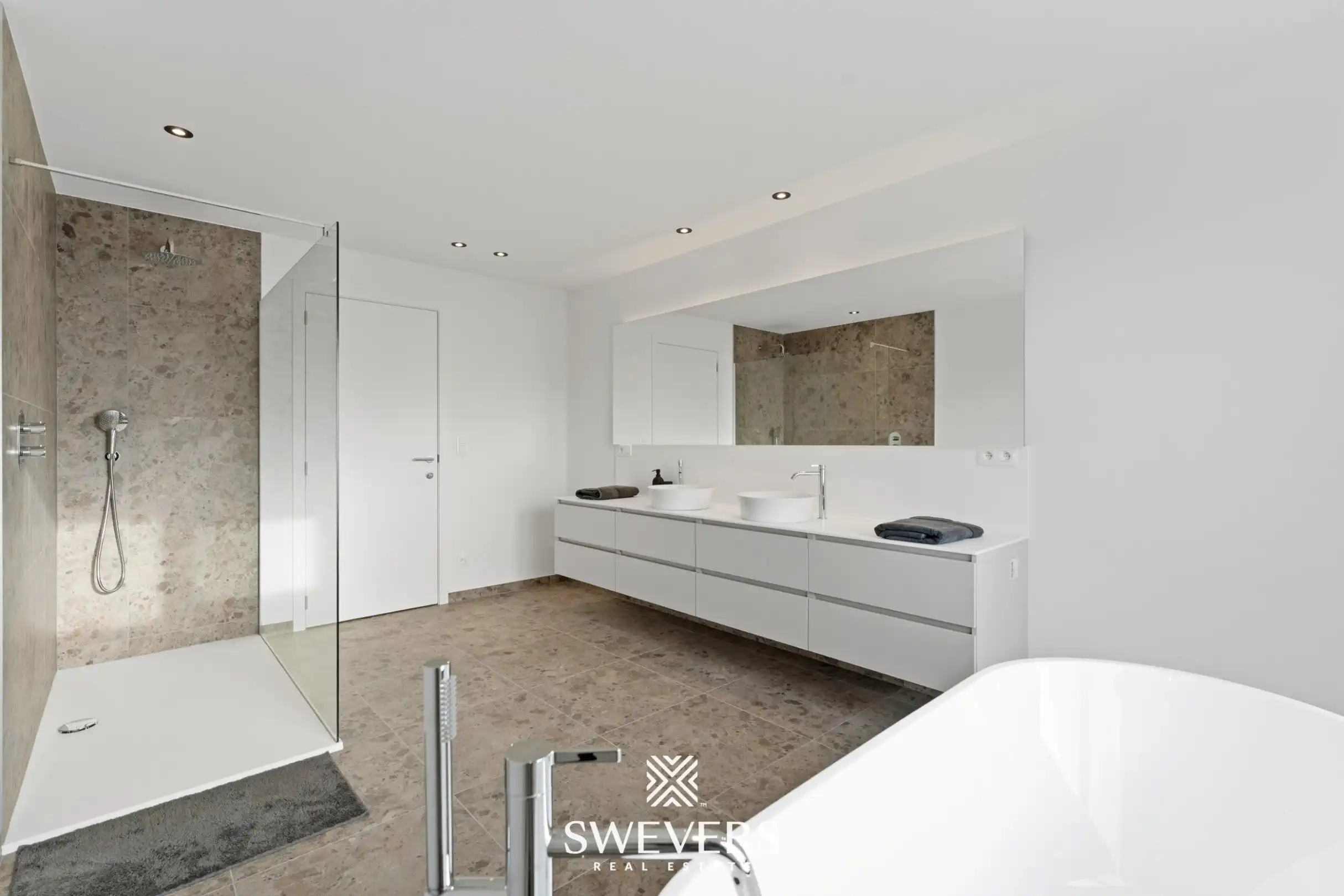 Nieuwbouwwoning met 4 slaapkamers op 7 are in Paal foto 20