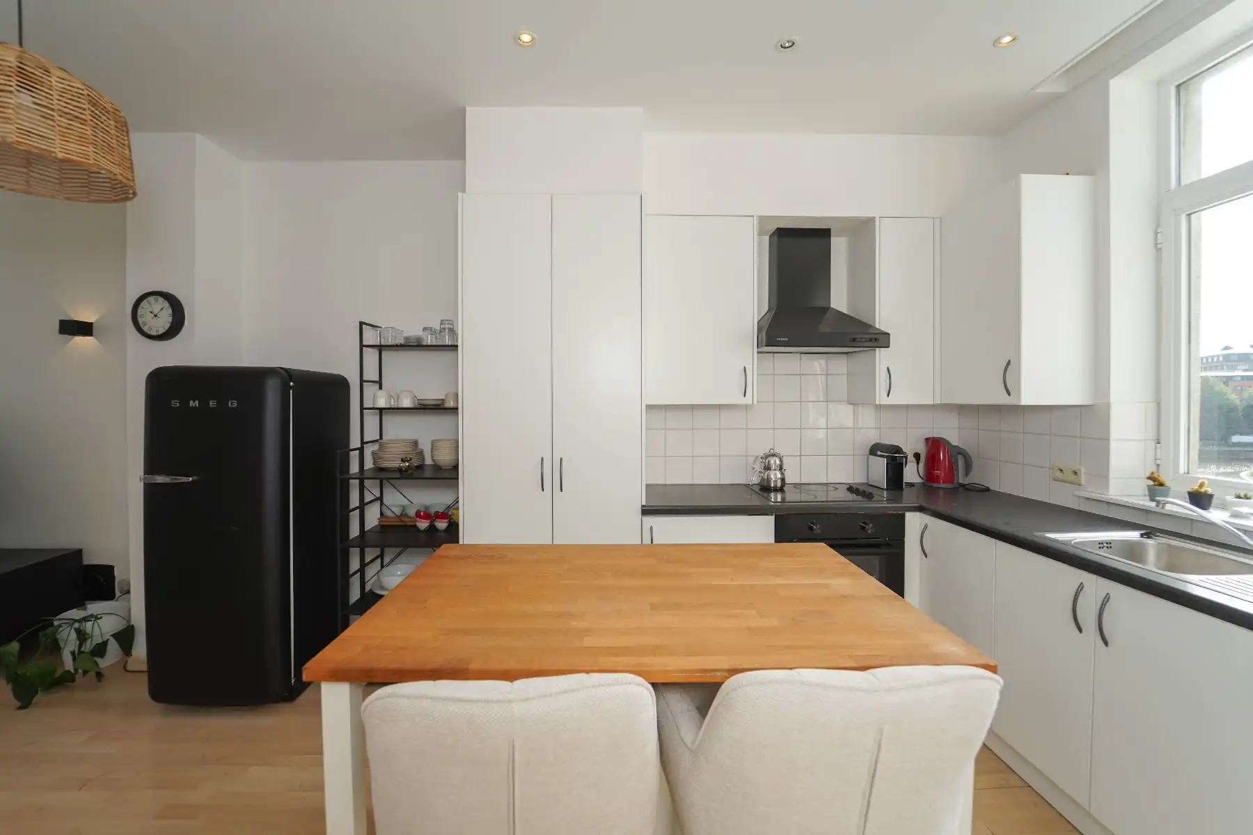 Duplex in hartje Gent met uitzicht op Krook en Laurentplein foto 7