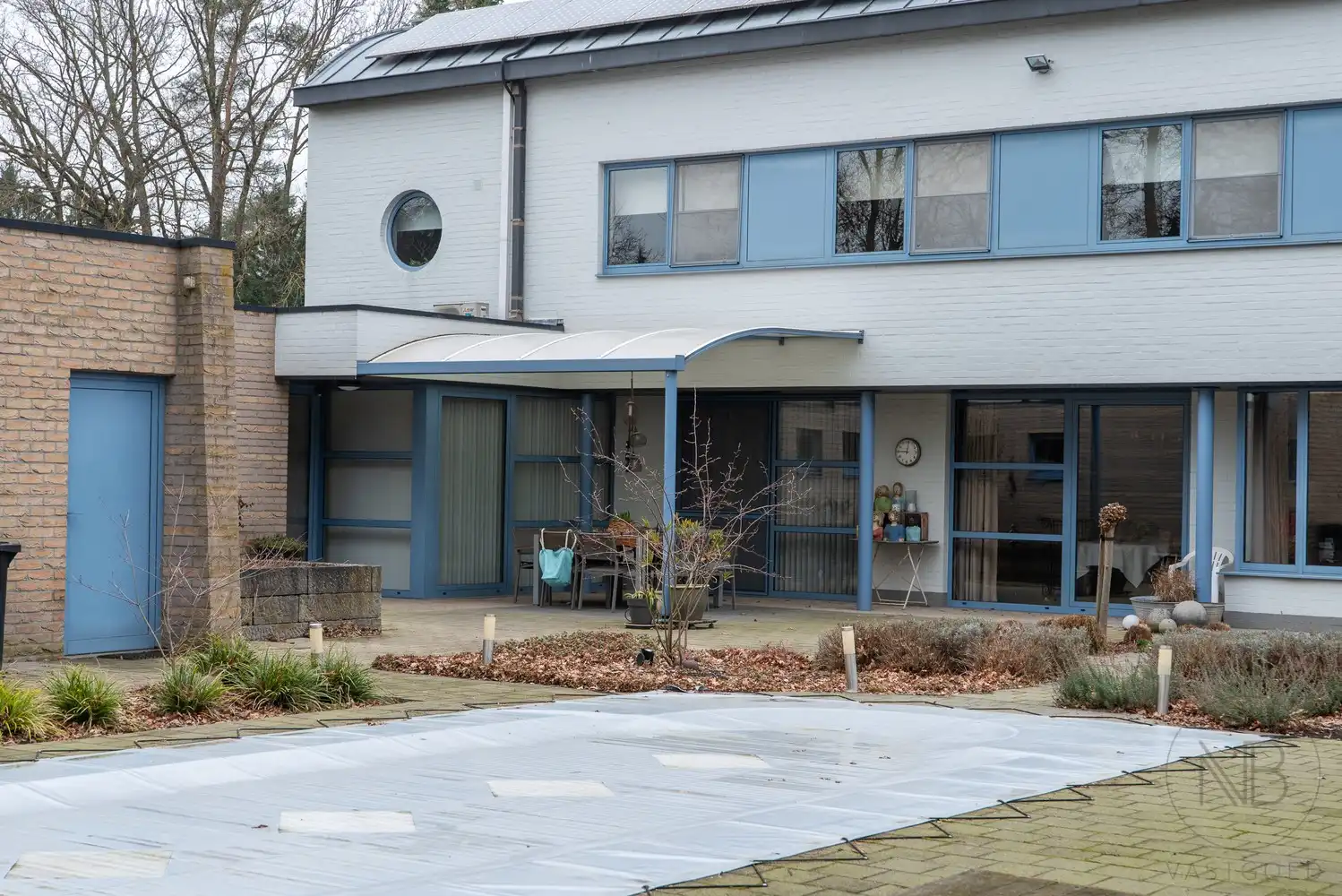 Moderne villa  met zwembad op toplocatie in Genk - instapklaar en future-proof foto 12