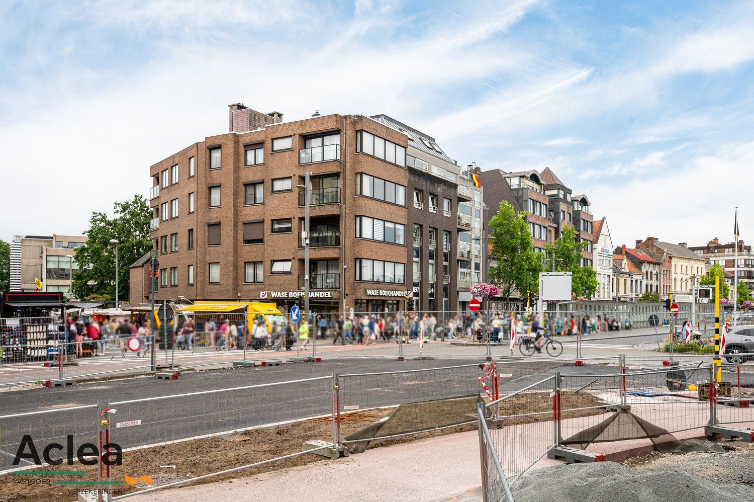 Op te frissen appartement met zicht op de markt van Sint-Niklaas foto 31