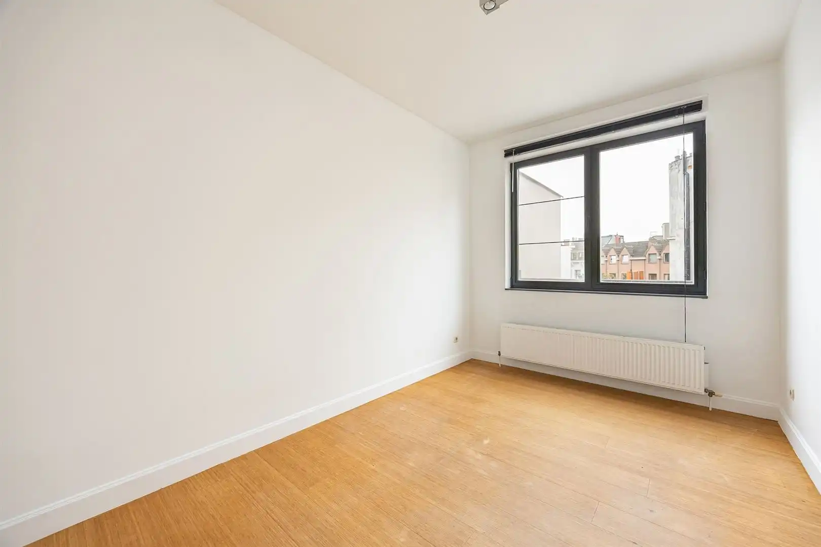 Licht appartement met 2 slaapkamers aan het Zuidpark foto 10