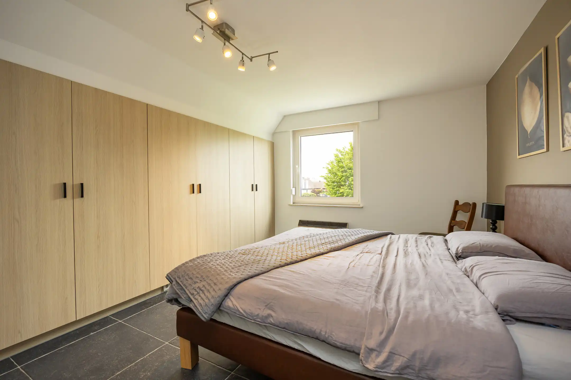 Instapklare woning met 4 slaapkamers op 865 m² foto 20