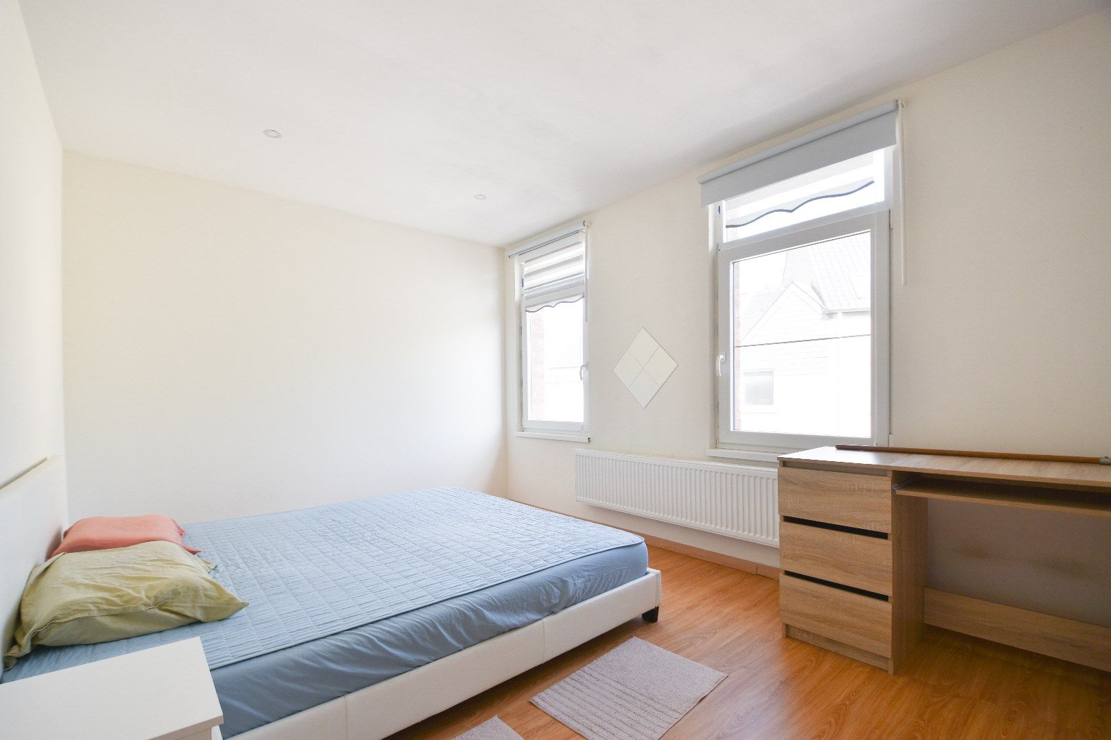 Bemeubelde woning op een toplocatie in Temse foto 7