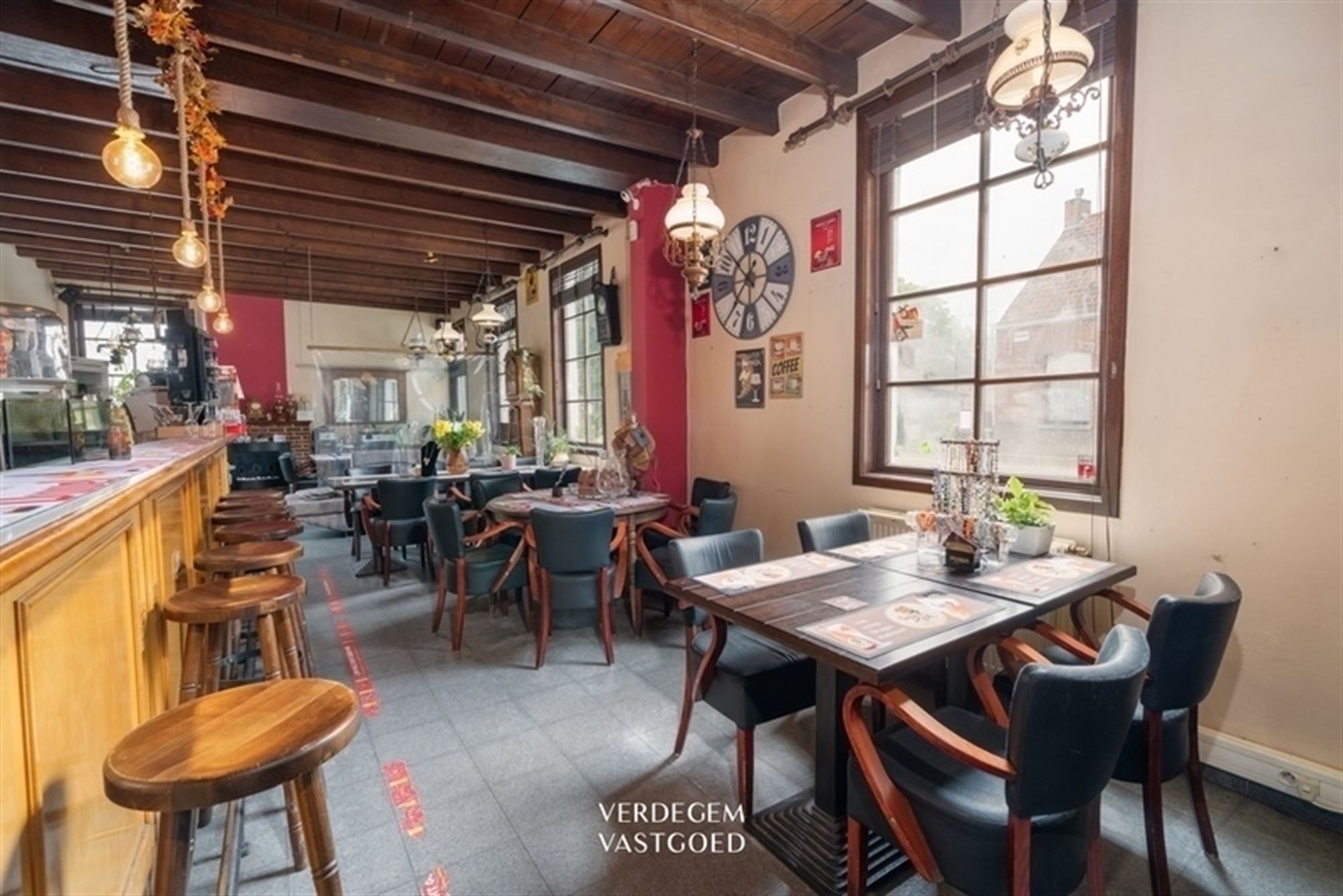 Een hemels oord, café De Linde aan de prachtige Stoepekapel foto 10