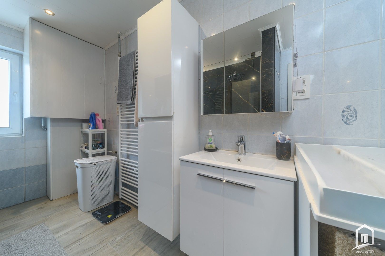 Licht op te frissen gezinswoning te Erpe-Mere foto 8