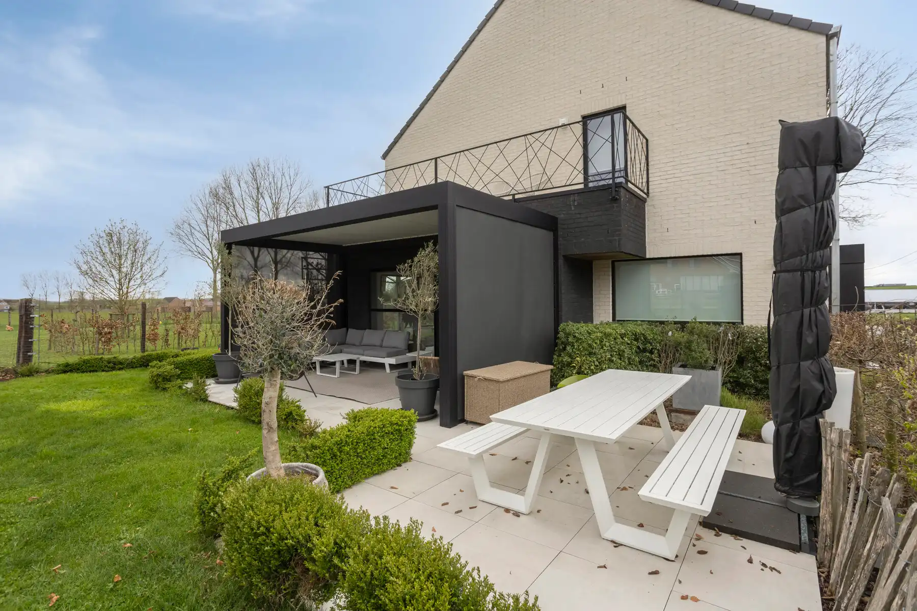 Prachtige 4-Gevelvilla in het groene omgeving foto 27