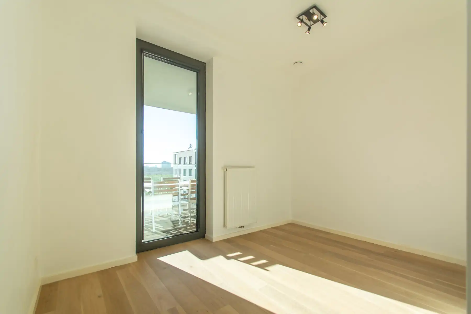 Gezellig 1slpk app. met prachtig terras en zicht op park  foto 9