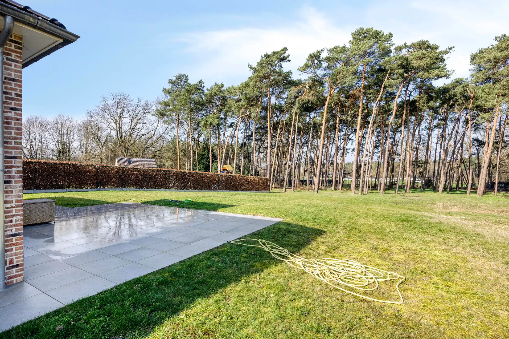 Vrijstaande, ruime villa (314m2) op een perceel van 30 are foto 25