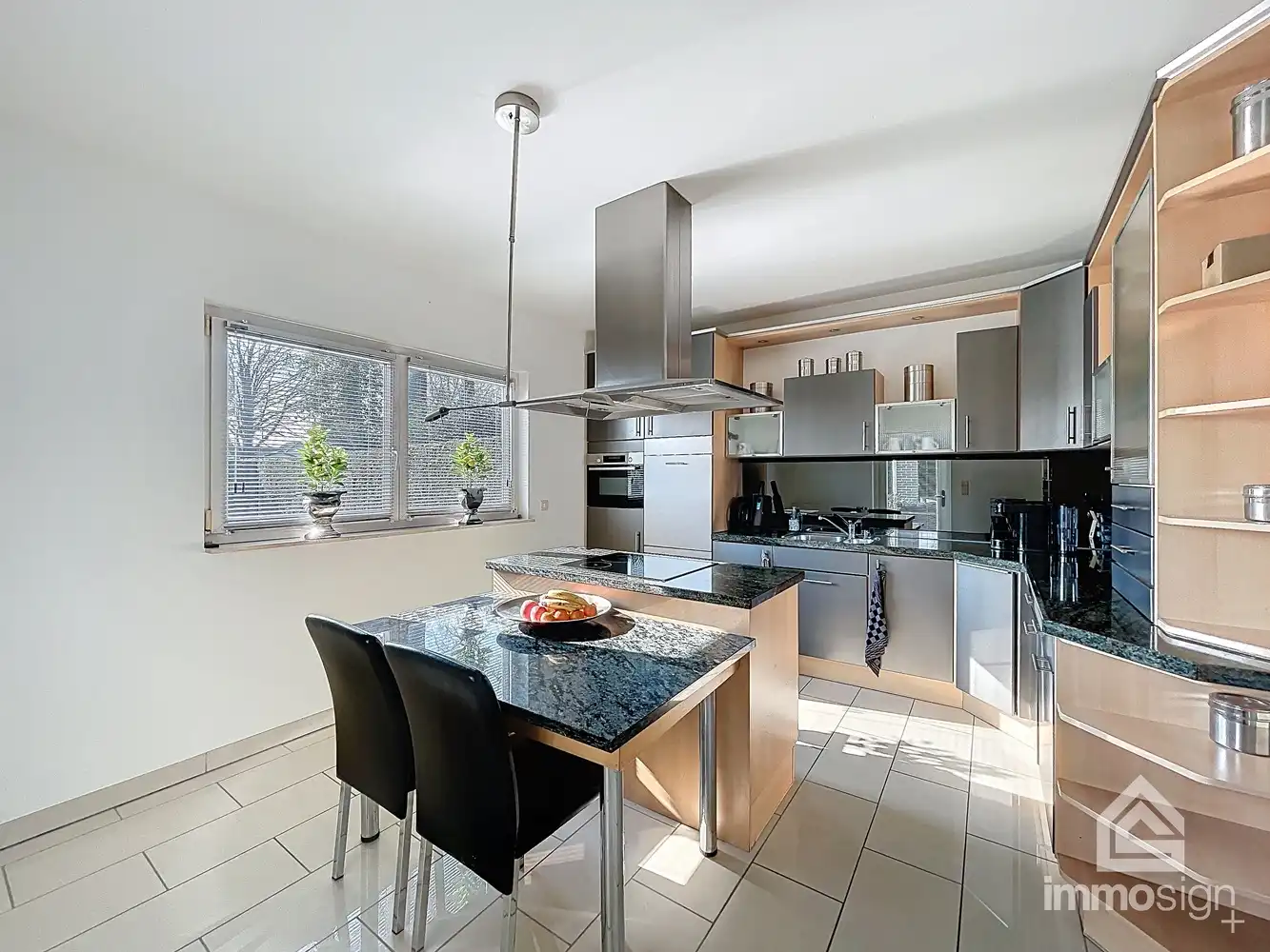 Instapklare gezinswoning in een uitzonderlijk rustige omgeving te Molenbeersel foto 10