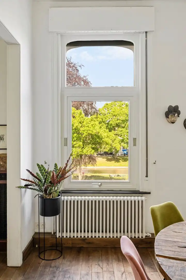 Uiterst ruim burgerhuis met prachtige tuin en enorm veel mogelijkheden foto 14