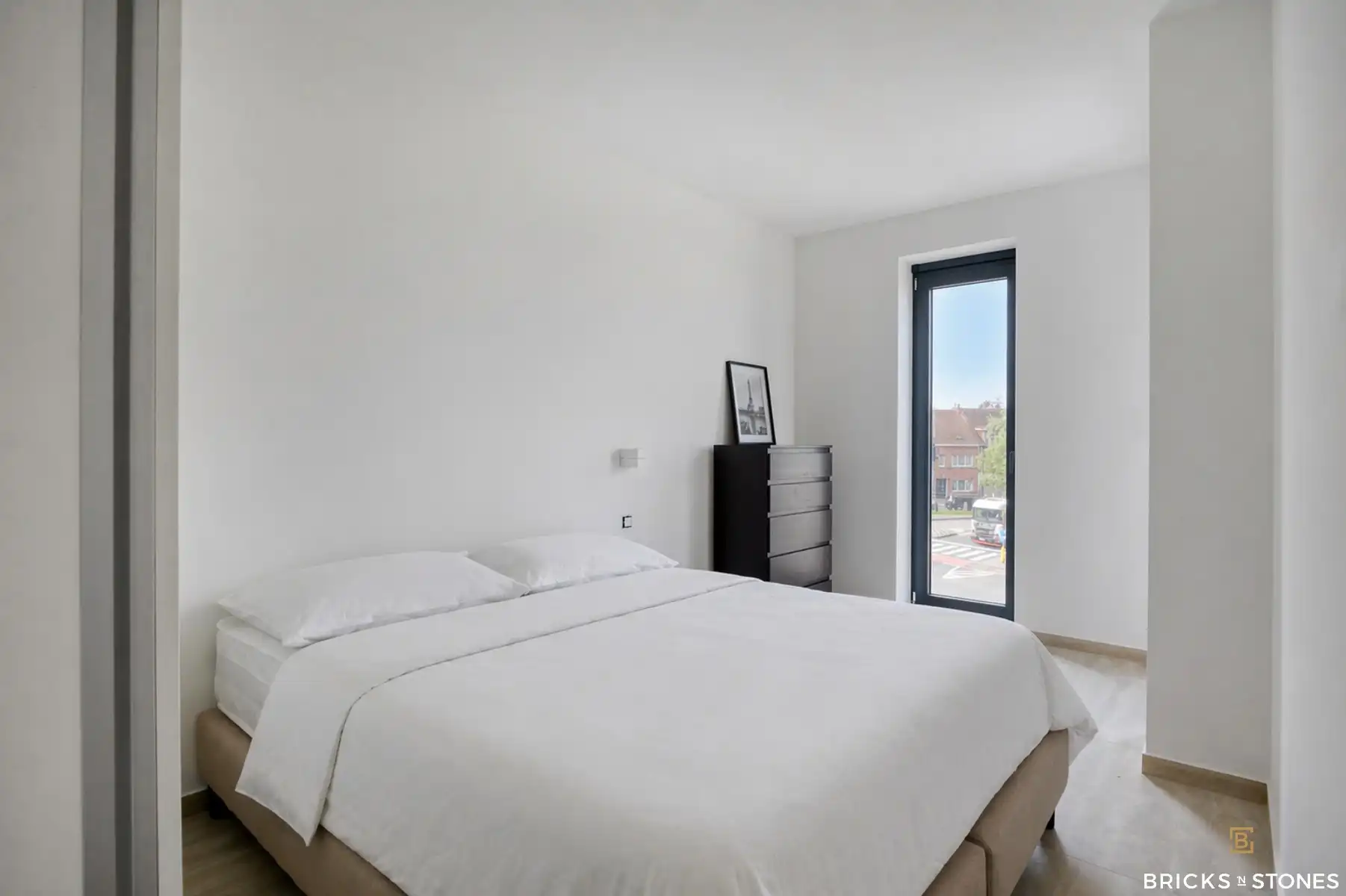 Luxe nieuwbouw appartement met 2 slaapkamers en terras foto 10