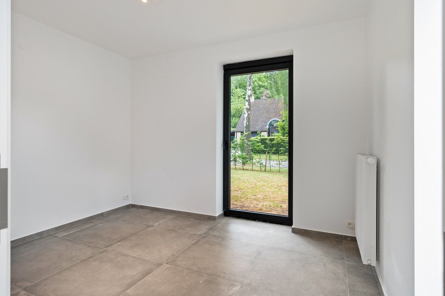 Halfopen nieuwbouwwoning met 3 à 4 SLPKS en grote tuin in Kapellen! foto 33