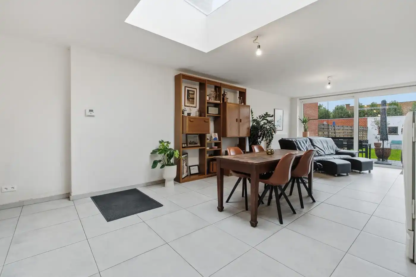 GERENOVEERDE WONING MET 3 SLAAPKAMERS EN GARAGE foto 6