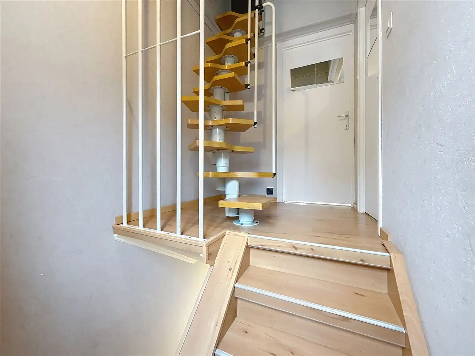 Stadswoning met terras, 3 skpks, nabij station foto 22