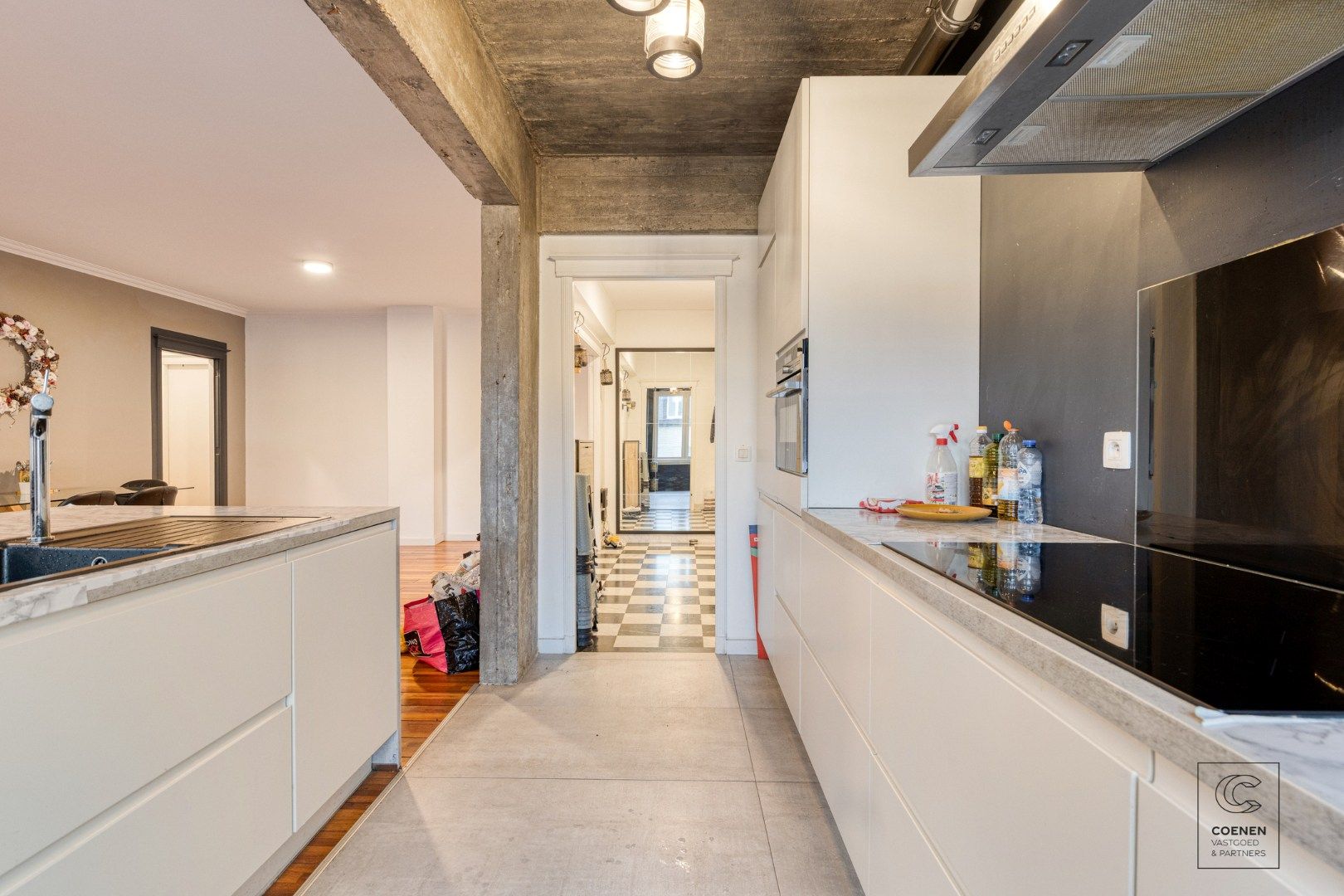 Gerenoveerd appartement van 85 m² te Borgerhout! foto 4