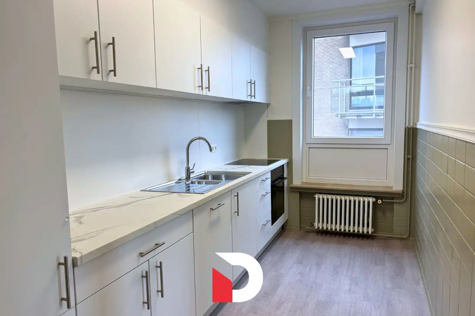 Lichtrijk gerenoveerd appartement, 3 slaapkamers en garagebox foto 5