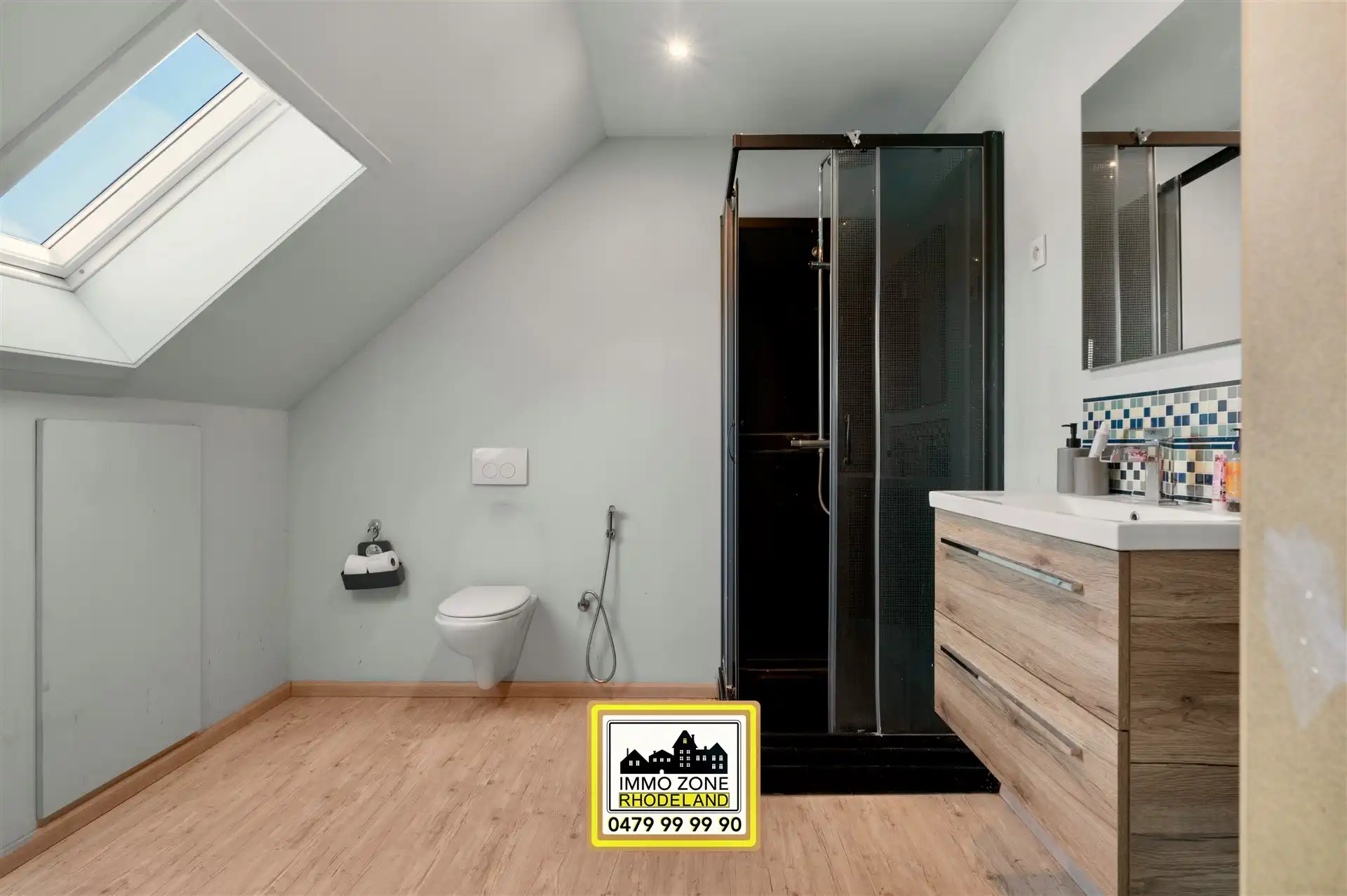 Ruime woning met multifunctioneel bijgebouw en grote tuin foto 22