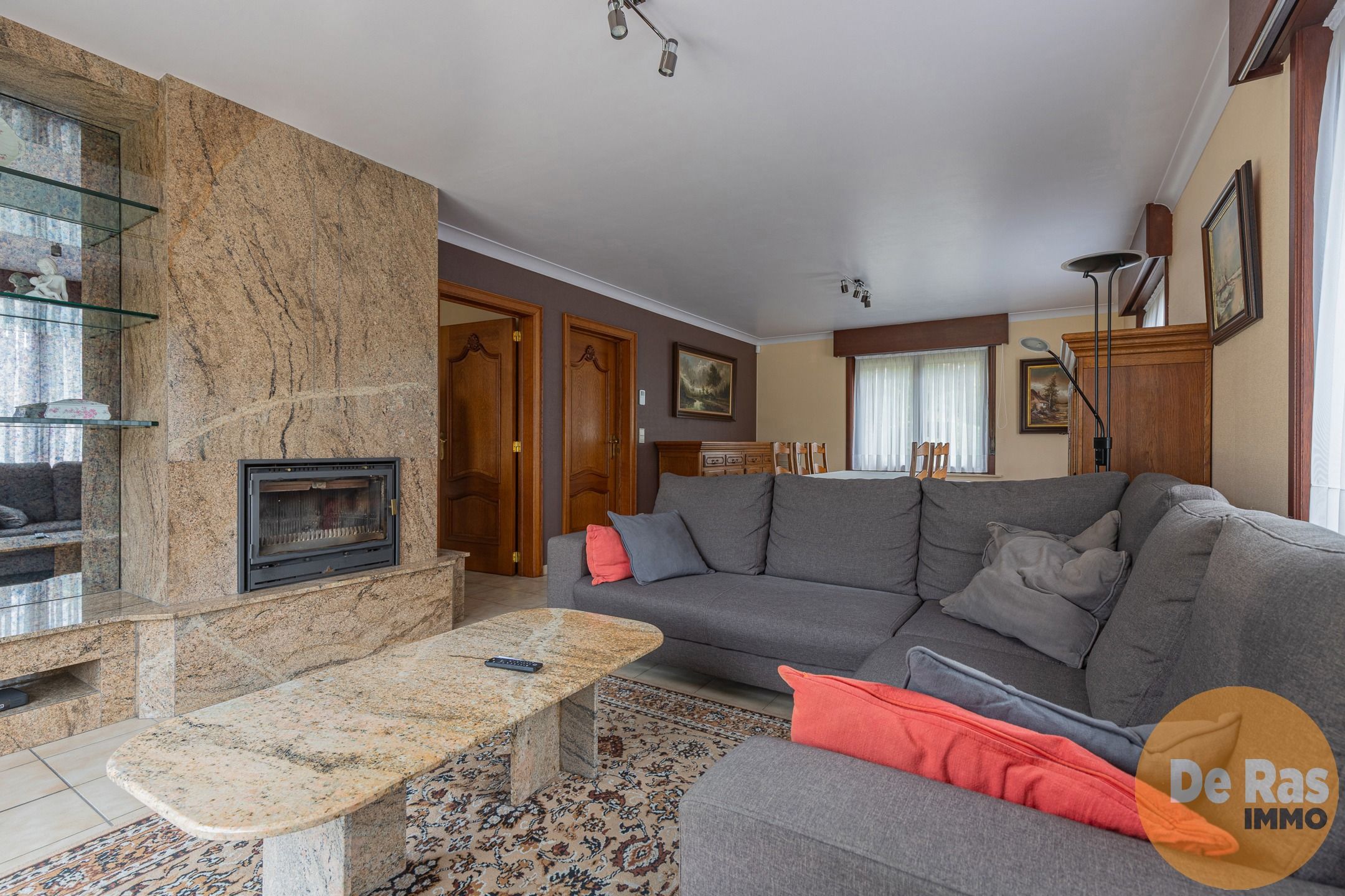 HEUSDEN - Verzorgde bungalow in rustige buurt foto 3