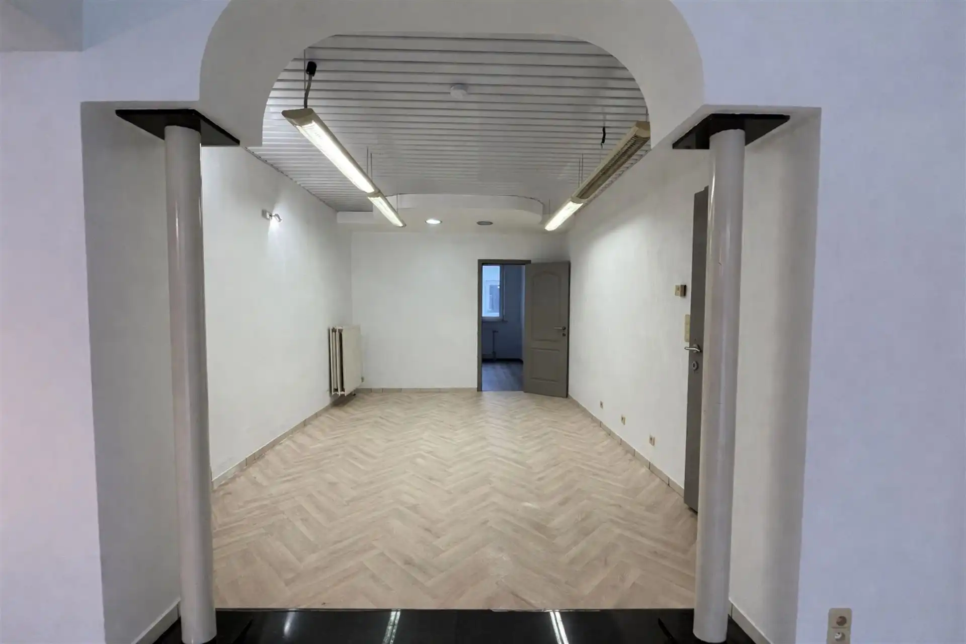 Handelsgelijkvloers op centrale ligging in Mechelen foto 3