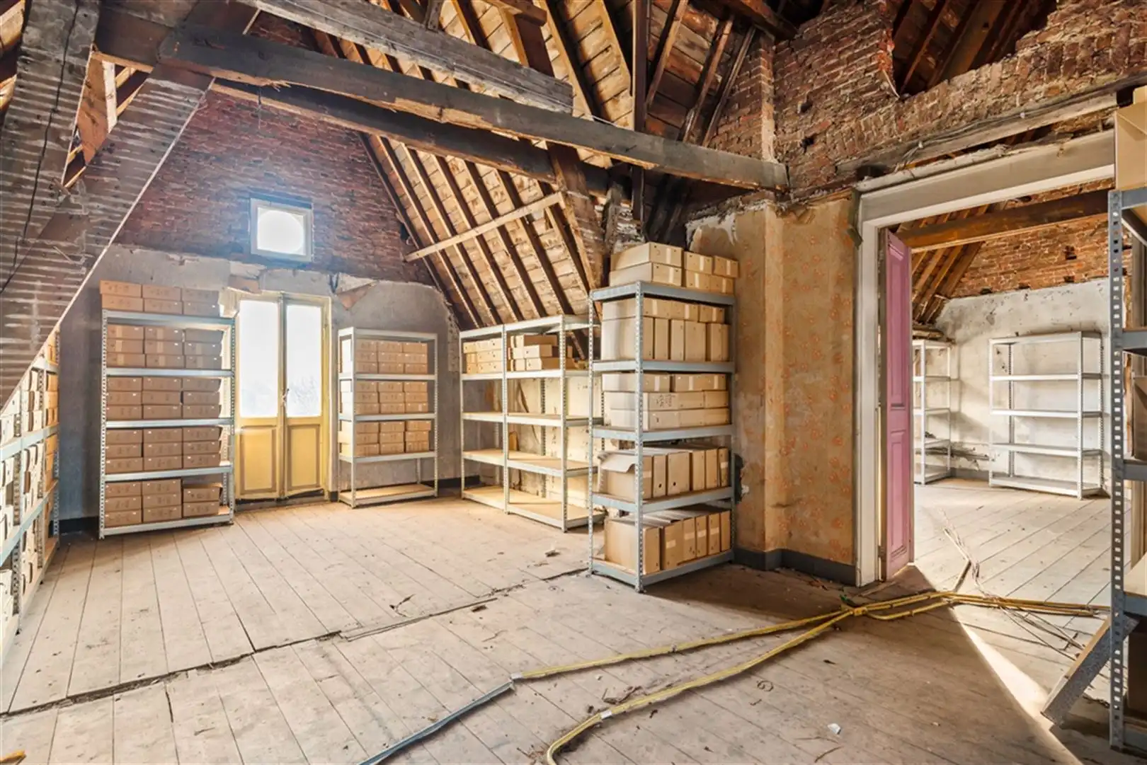 Prestigieuze kantoren te koop Lokeren foto 12