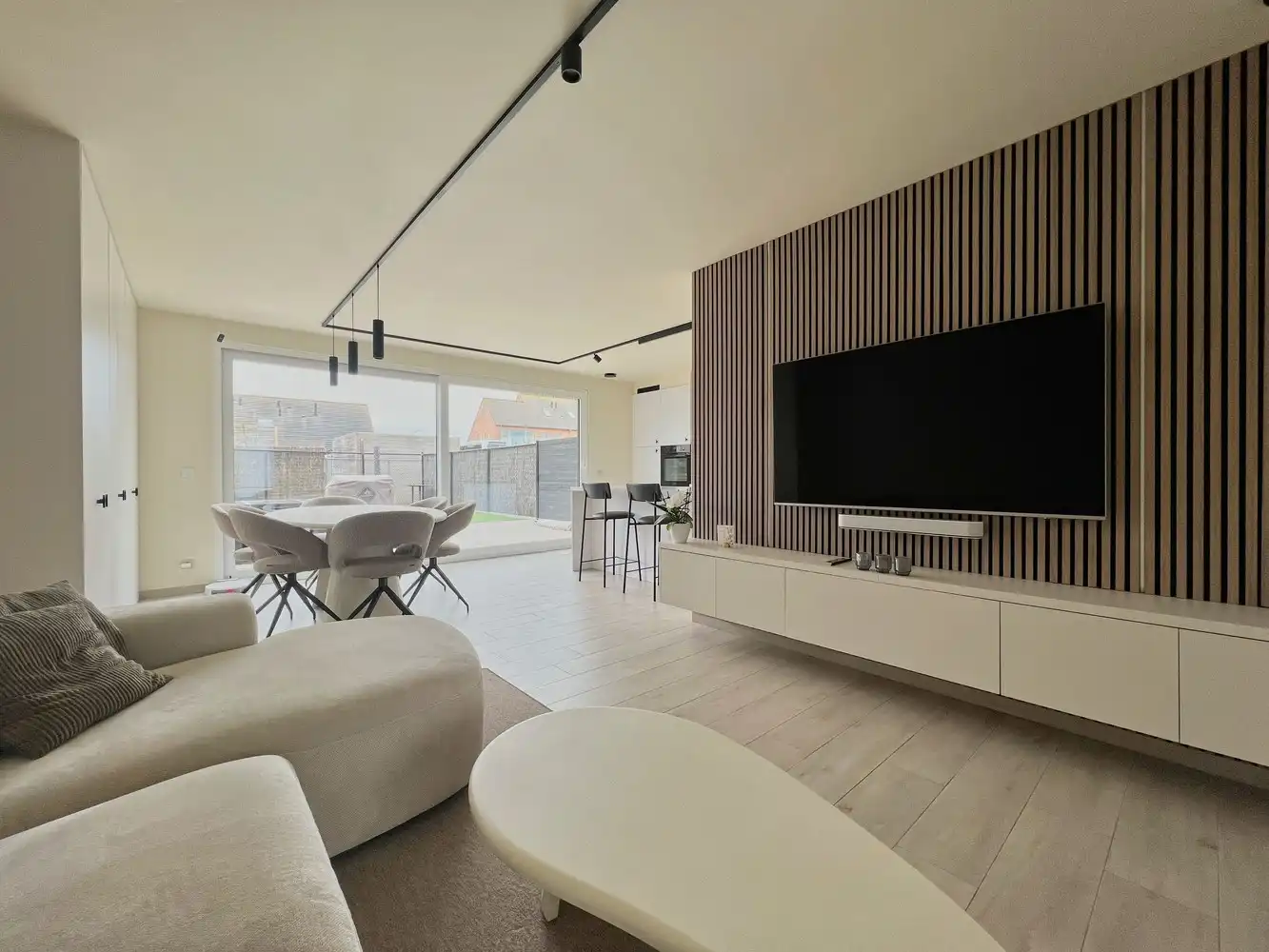 Energiezuinige, stijlvolle woning met 3 slpks + tuin! foto 3