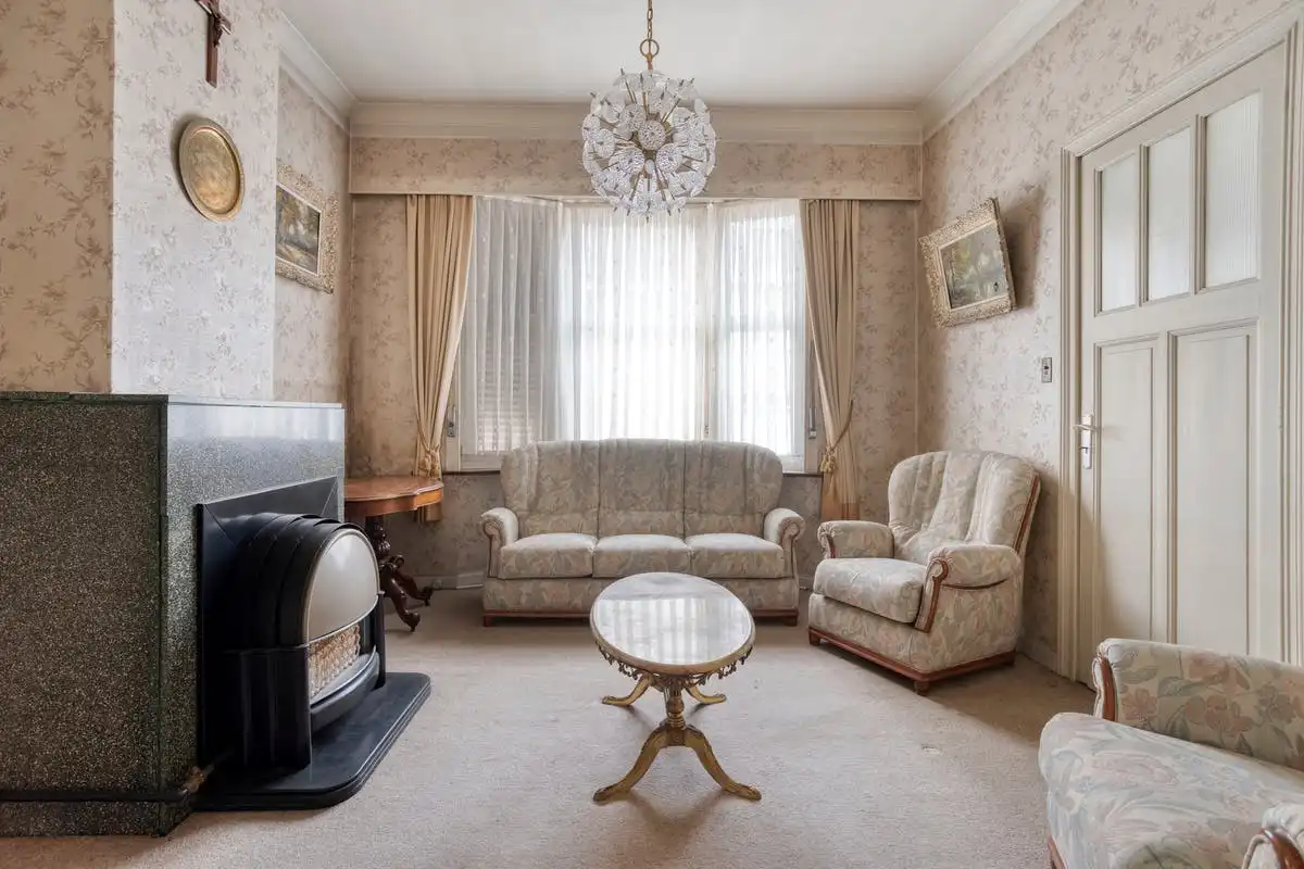 Woning met karakter en veel renovatiepotentieel in Gullegem foto 4