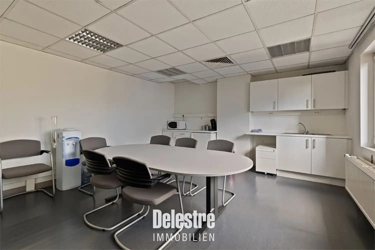 RUIME HANDELSEIGENDOM TOPLOCATIE HOPMARKT foto 25