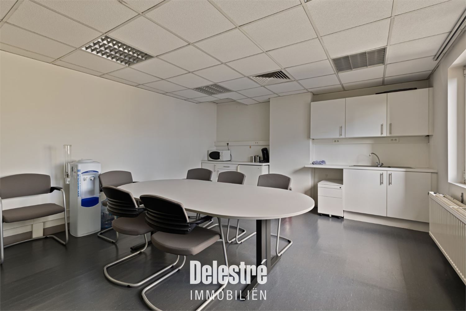 RUIME HANDELSEIGENDOM TOPLOCATIE HOPMARKT foto 25