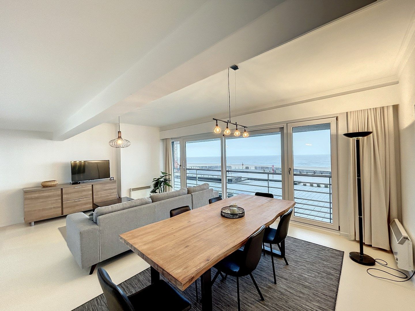 Schitterend 3 SLPK appartement met zeezicht foto 2