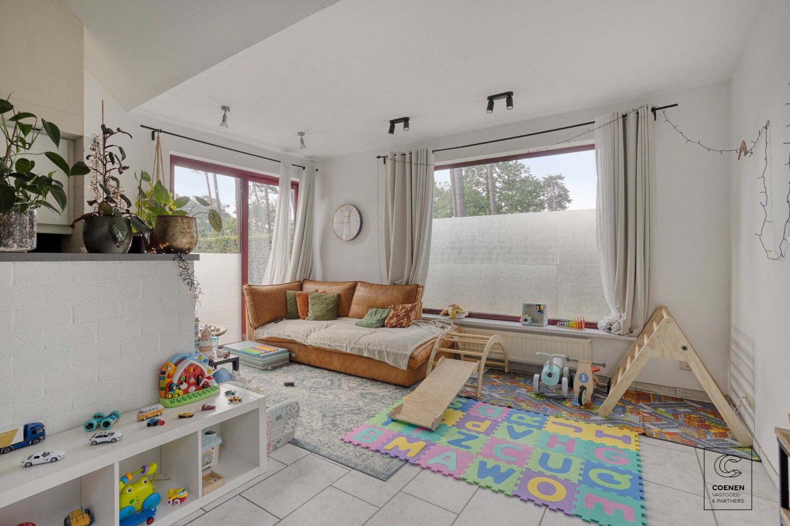 Laagbouw woning van 129 m² met drie slaapkamers op een schitterende ligging in Oelegem! foto 4
