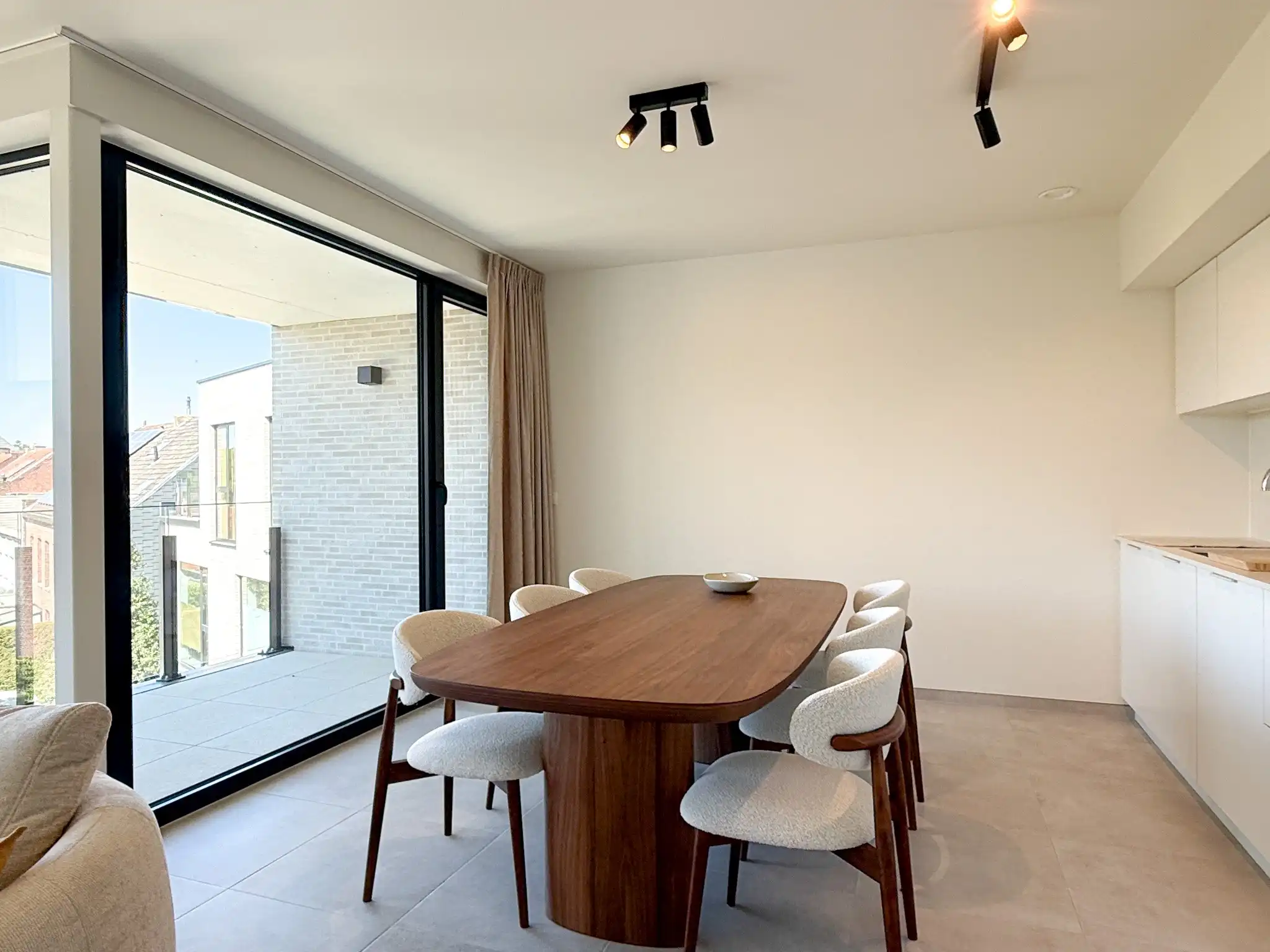 Nieuwbouwappartement op de eerste verdieping met terras en twee slaapkamers foto 7