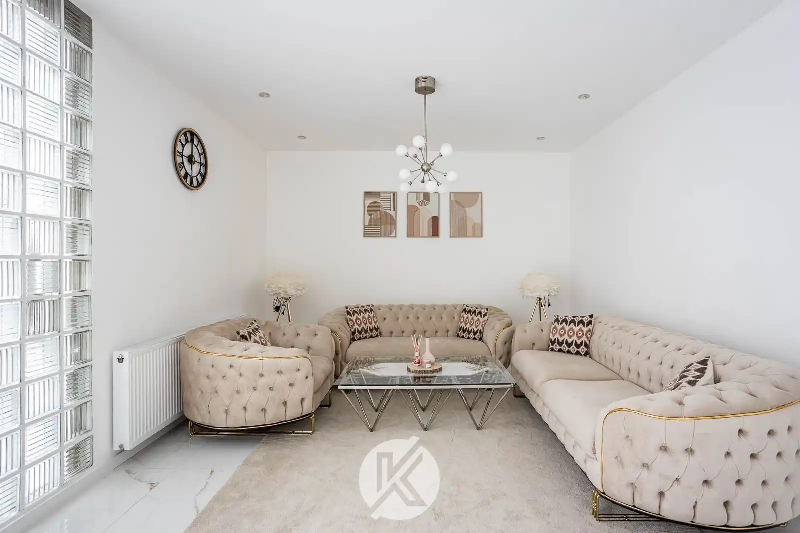 Veelzijdige woning op het dorpsplein foto 7