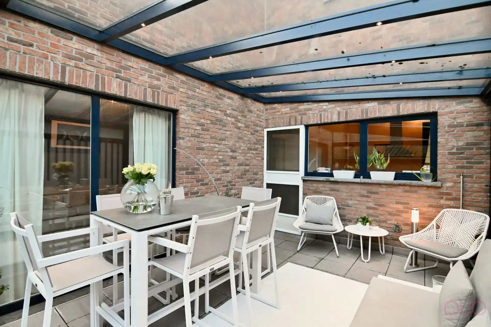 Groot handelspand met aparte ingang, bovenliggende woning en inpandige garage foto 32