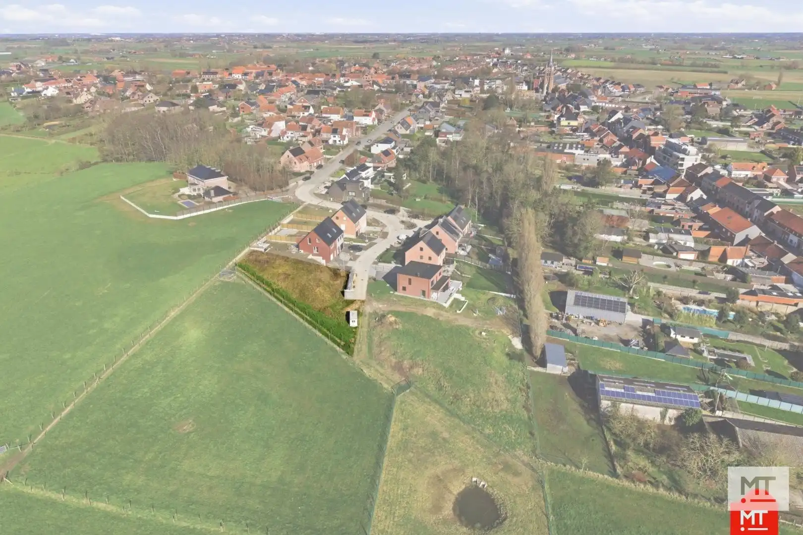 2 nieuwbouwwoningen met landelijk verzicht in Beselare foto 3