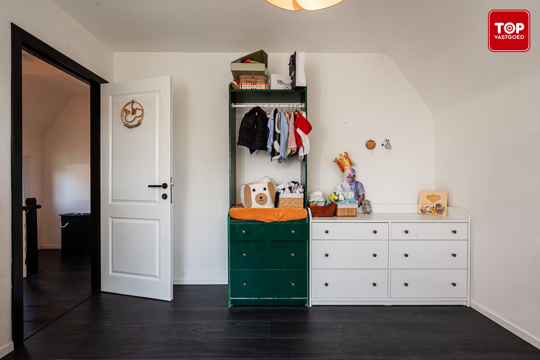 Instapklare woning met 3 slaapkamers (4 mogelijk )   foto 24