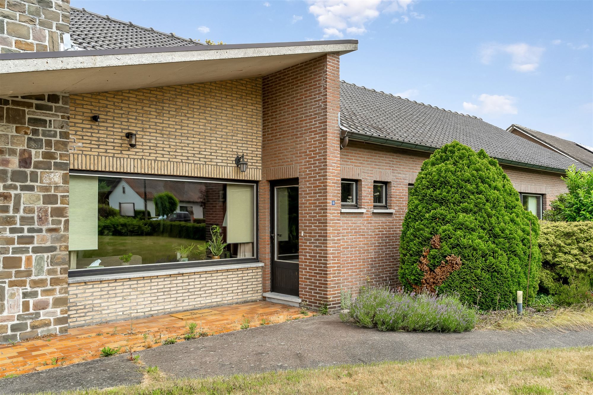 GELIJKVLOERSE WONING OP 2283M2 OP RESIDENTIËLE LIGGING foto 27