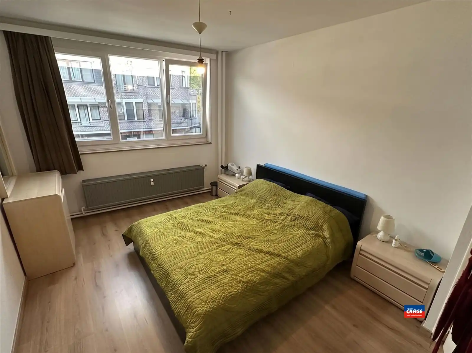 Appartement met ruime woonkamer, mooie keuken en 2 slaks foto 6