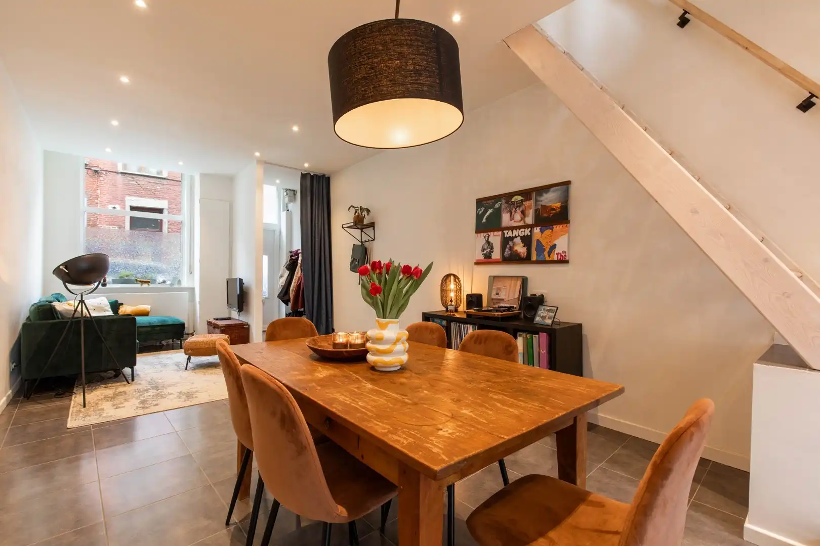 Instapklare woning met groot terras in de binnenstad foto 6