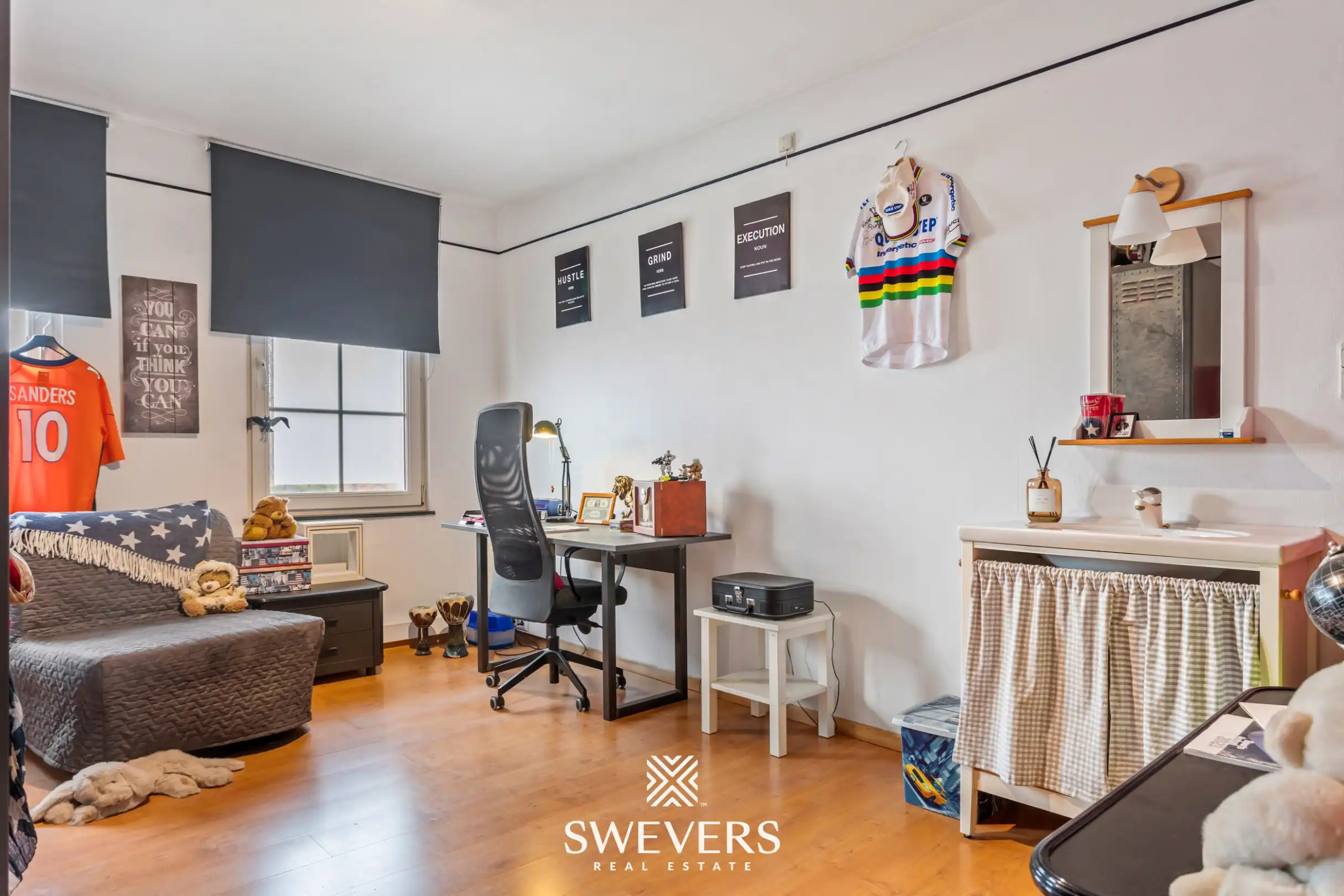 Ruime instapklare gezinswoning met uitzonderlijke woon- én werkmogelijkheden foto 30